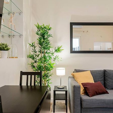 Victor Apartments Prado Мадрид Екстериор снимка